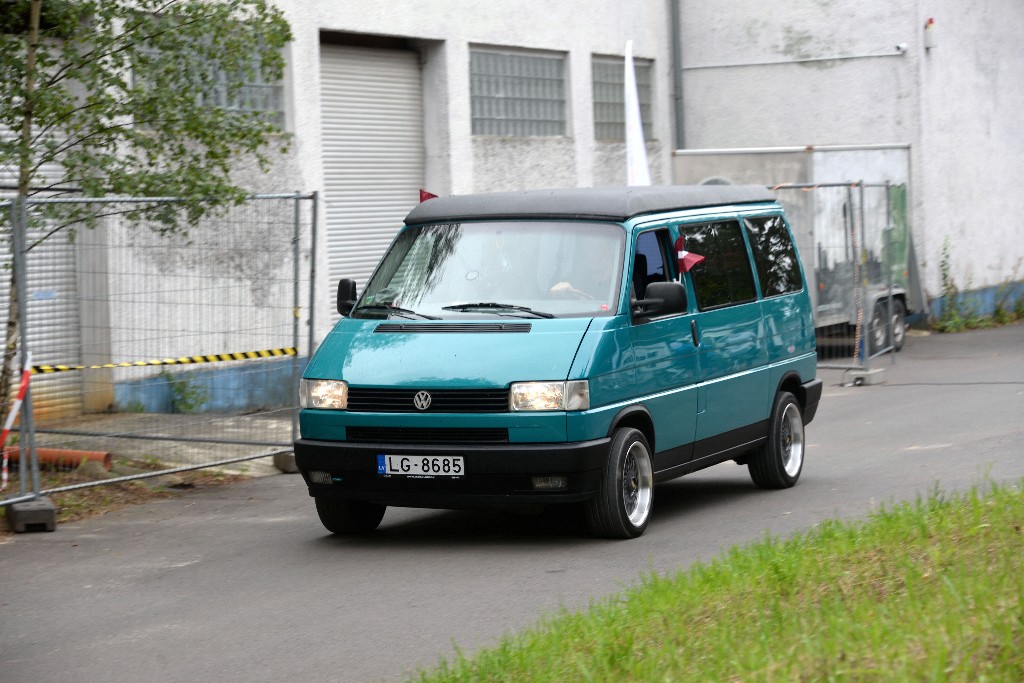 ../Images/VW Bus Festival Berlin 2019 130.jpg